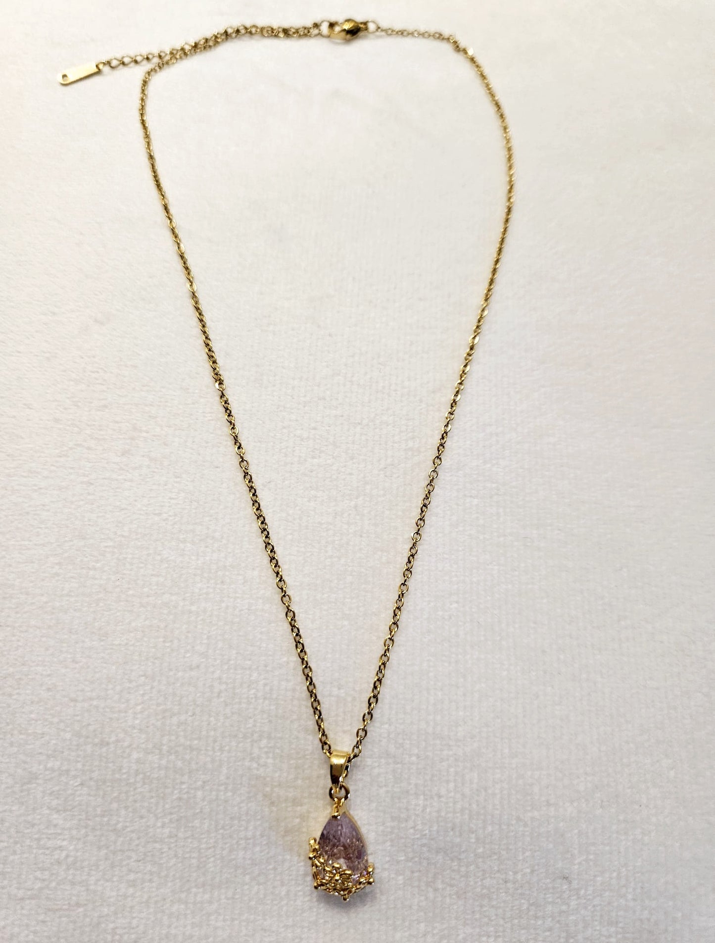 Wunderschöne Tropfen-Kette